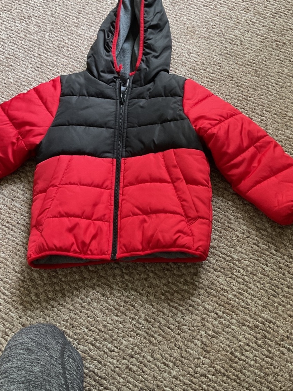 Kids Carter jacket size M 5/6